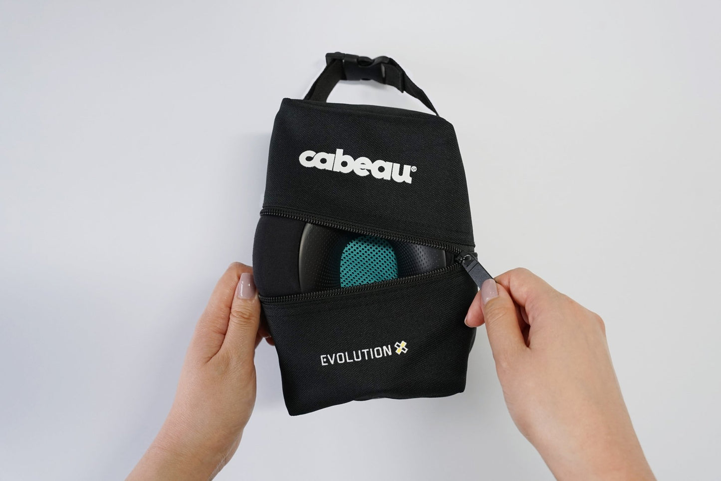 Evolution X Travel Bag - Cabeau